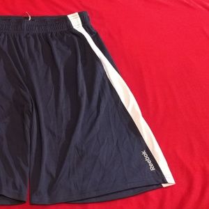 Reebok basketball shorts Large